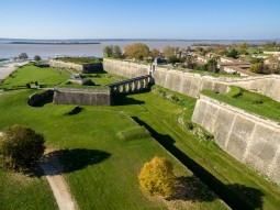 citadelle-Blaye-UNESCO-porte-dauphine-800x600--Blaye-tourisme-Steve-Le-Clech-2.jpg